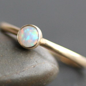 Opal Ring, Solid 14K Gold, 4mm Australian Opal, Recycled Gold, Bezel Stacking Ring, Alternative Engagement Ring