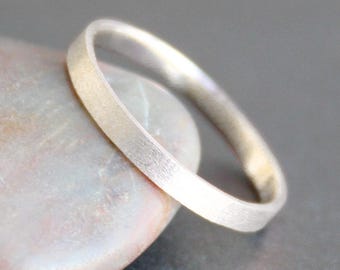 Recycled 14K White Gold Wedding Band: 2mm Thin Unisex Ring