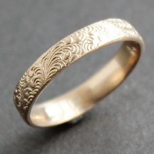 Solid Gold Feather Pattern Wedding Ring, 14K / 10K Gold Scroll Engraved Band, Vintage Style, Art Deco, Art Nouveau, Inner Band Engraving