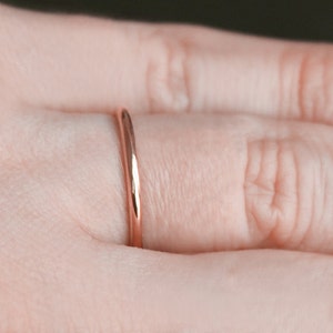 Solid ROSE Gold Thin Wedding Ring, 10K or 14K Skinny Recycled Gold Band, 1.5mm Wide Simple Stacking Ring or Spacer Band, 15 Gauge image 2