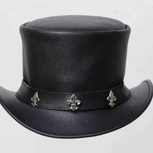 Leren hoed Fleur de Lis-stijl handgemaakte hoge hoed lederen steampunk cilinderhoed gotische hoed Victoriaanse hoed cowboy halloween hoed cadeau voor mannen