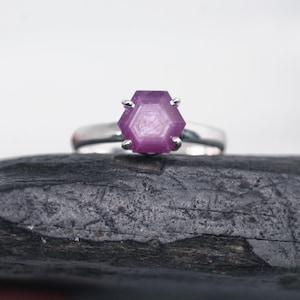 Ruby - Faceted Natural Ruby Crystal Sterling Silver Ring - Size 8