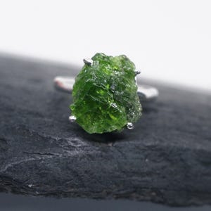 Verde - Genuine Rough Green Emerald Sterling Silver Ring - Size 9