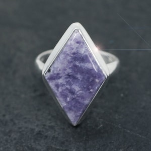 Lilac Frost  - Light Purple Lepidolite Sterling Silver Ring Size 7.5