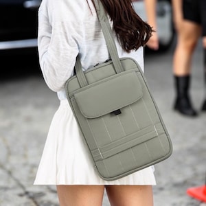 Benutzerdefinierte Logo Arbeitstasche, tägliche Schultasche, Minimalistische 14-Zoll-Laptop Tablet Ipad Schultertasche,