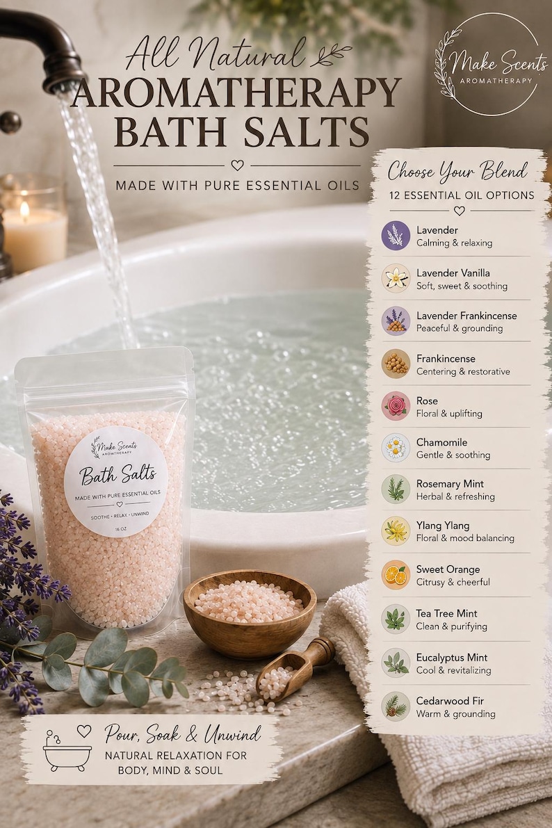 Pu&ograve; includere: Una busta trasparente di sali da bagno rosa con l'etichetta Make Scents Aromatherapy Bath Salts, accanto a una ciotola di legno con sali, un piccolo cucchiaio di legno e un elenco di 12 opzioni di oli essenziali tra cui lavanda ed eucalipto.