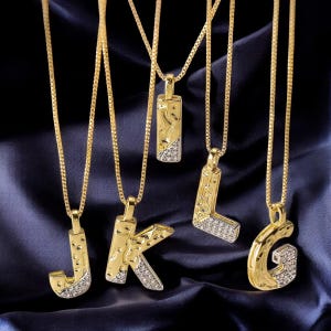 Collar con inicial de oro y plata de moda: colgante de joyería con letras del alfabeto