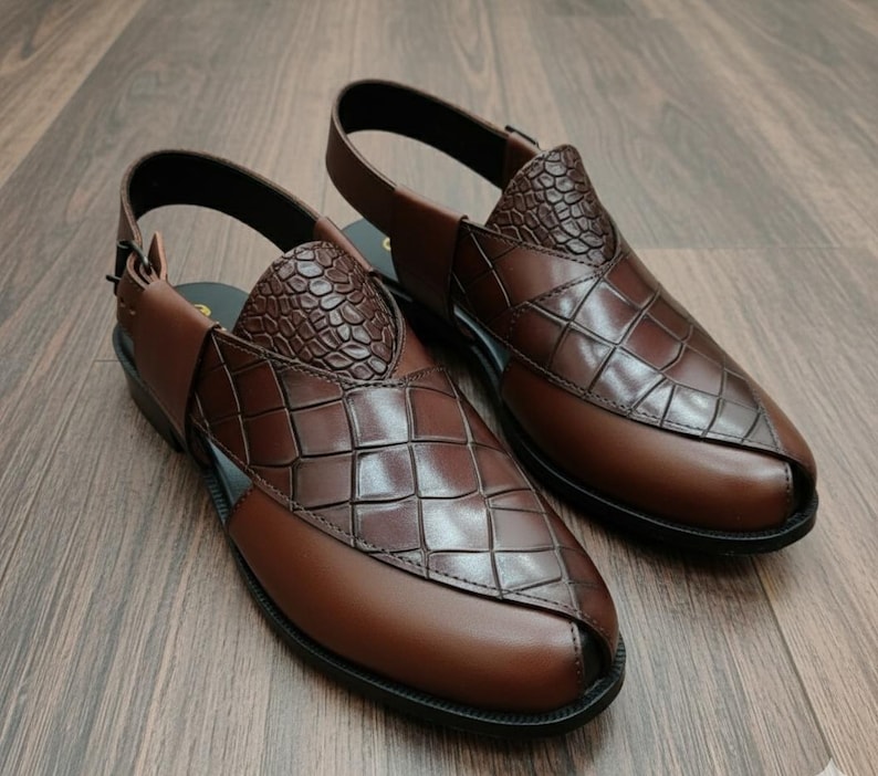 Handmade Alligator Leather Peshawari Sandals Pattern | Brown Ankle Strap Footwear | Men's Traditional Chappal image 4