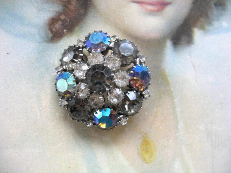 Vintage Rhinestone Brooch ~ Weiss ~ Smoke /& crystal