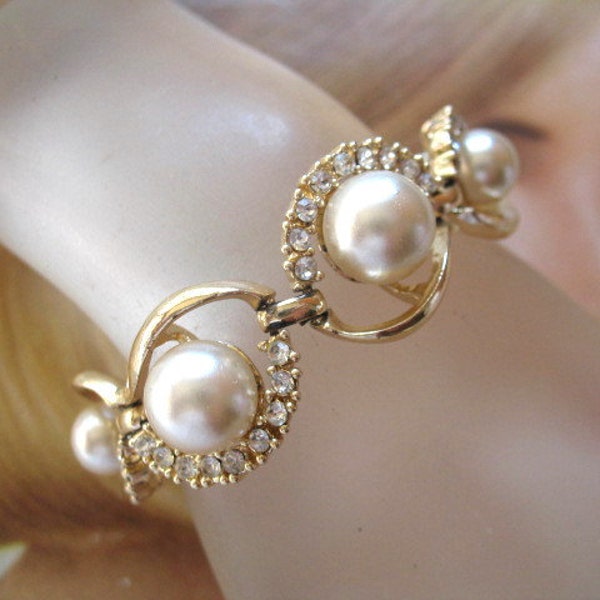 Vintage Pearl & Rhinestone Bracelet ~ Coro