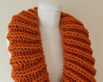 Unendlichkeit Handgestrickter Kürbis Oranger Schal, MADE TO ORDER