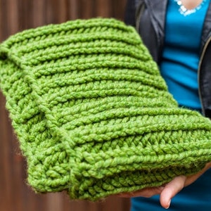 Grassy Green Chunky Handknit Infinity Scarf - Made to Order