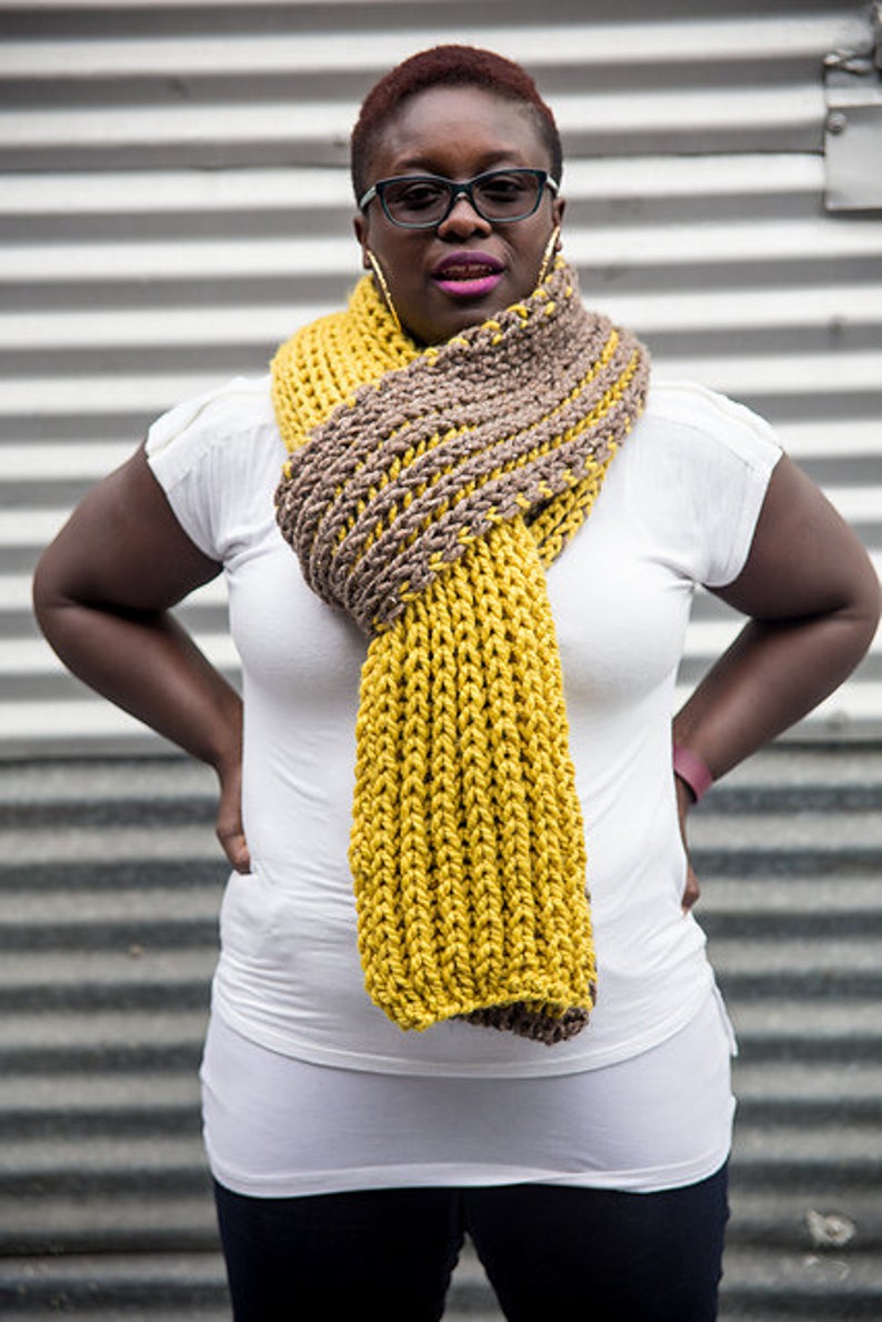 Two-color Scarf Knitting Pattern: Vesterbro Design (digital Download ...