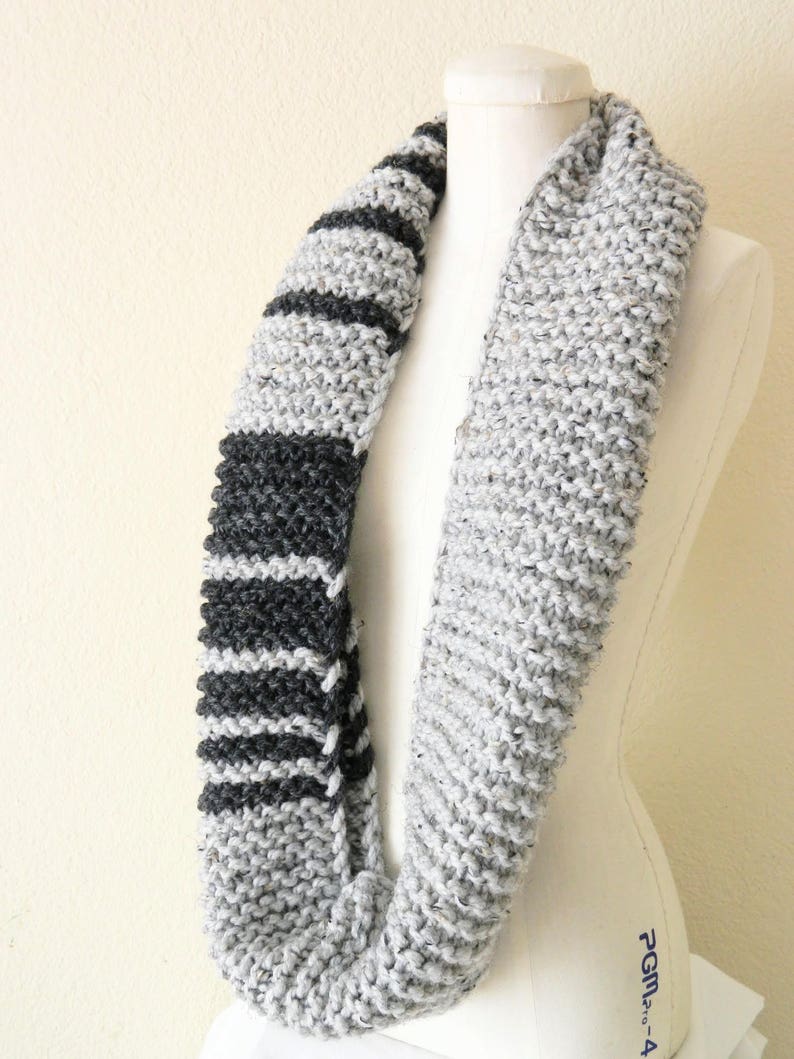 Black and Grey Chunky Fibonacci Infinity scarf 2nd version Made to Order image 6