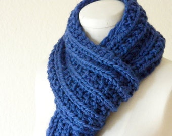 Blue Handknit Scarf for Men, Royal Blue Chunky HandKnit Scarf, Sapphire blue knitted scarf for women, MADE TO ORDER