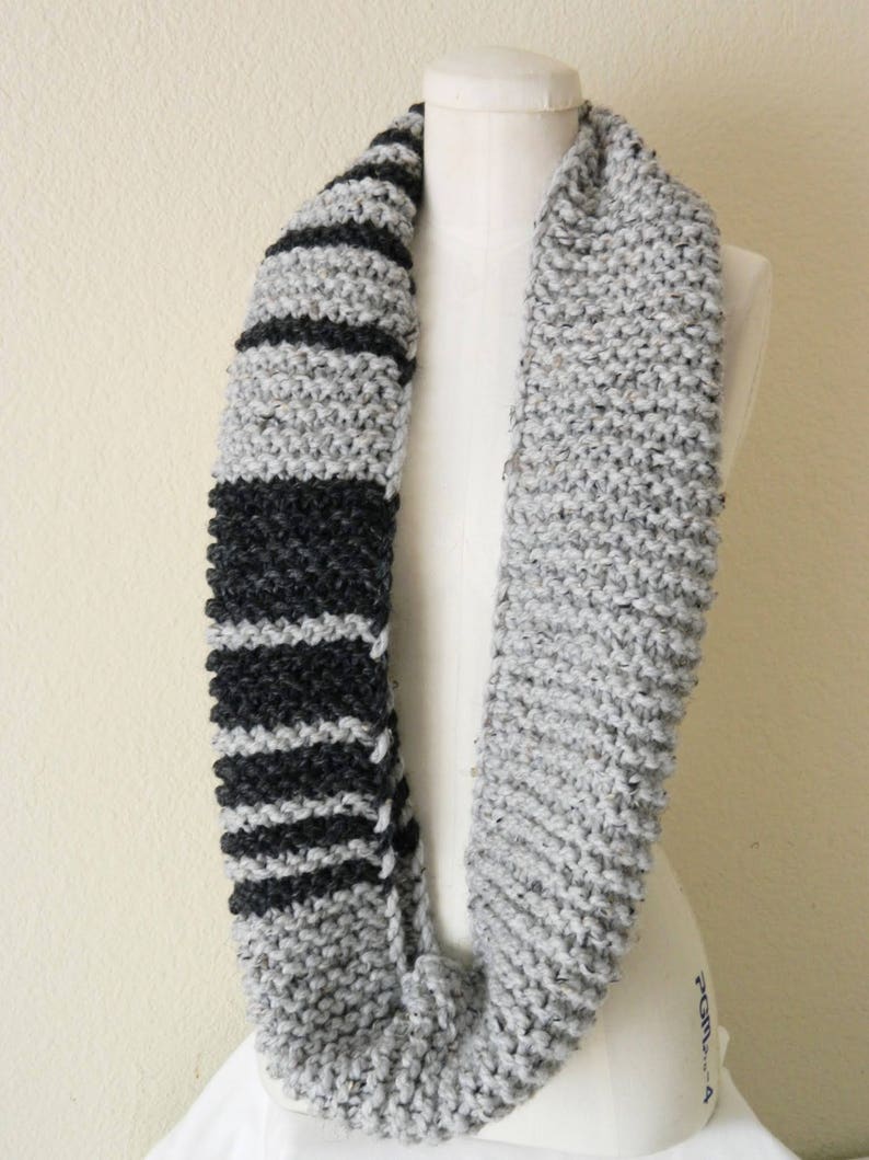 Black and Grey Chunky Fibonacci Infinity scarf 2nd version Made to Order image 9