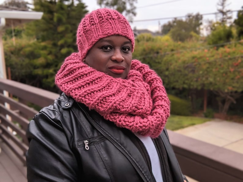 Pink Handknit Chunky Infinity Scarf MADE TO ORDER image 7