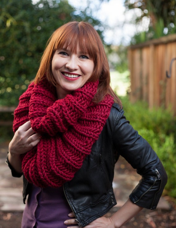 Chunky Knit Infinity Scarf