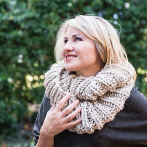 Oatmeal Natural Chunky Infinity Scarf - MADE TO ORDER - Etsy