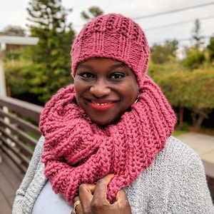 Pink Handknit Chunky Infinity Scarf MADE TO ORDER image 9