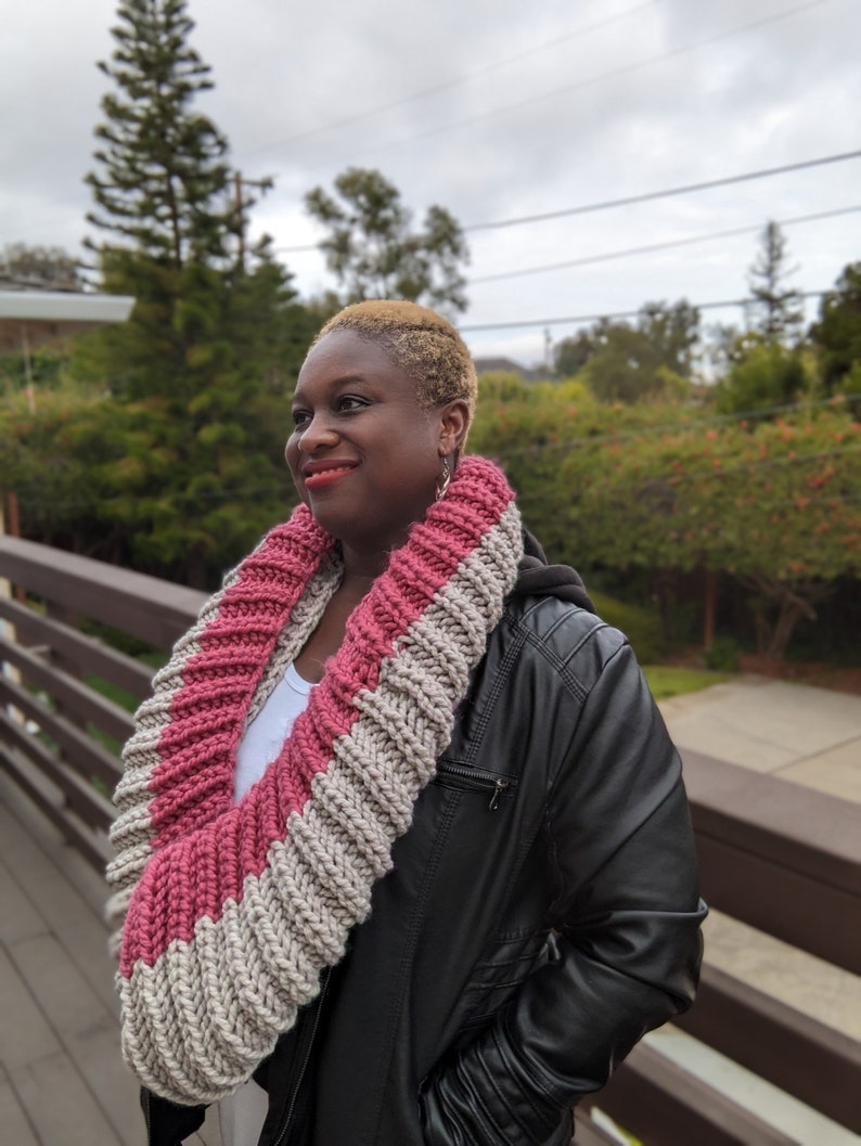 Multicolor Chunky Hand knitted Infinity Scarf for teens, Pink and Cream Handmade circle scarf, Ready to Ship image 4