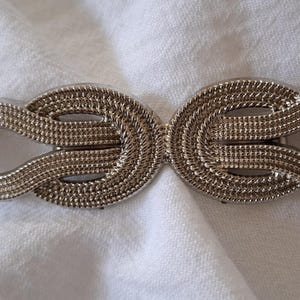 Hand assembled silver 1cm stretch belt with knot buckle - textured silver cross knot elastic belt for dresses, coats and jeans - silver belt