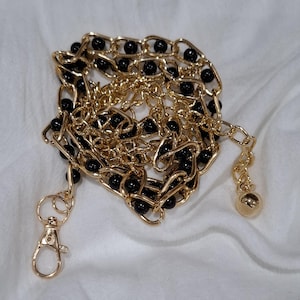 Gold Chain Belt with Black Beads – Adjustable Waist Chain, Dainty Layered Belt, Boho Fashion Jewellery for Dresses, jeans and coats