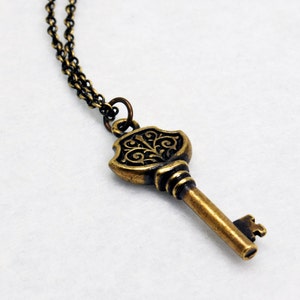 Victorian Key Necklace in Antique Brass -  Antique Brass Key Necklace, Antique Brass Victorian Necklace, Steampunk Key Necklace