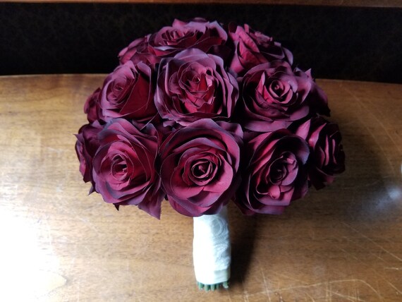 Simple And Elegant Black Magic Open Rose Bridal Bouquet Etsy