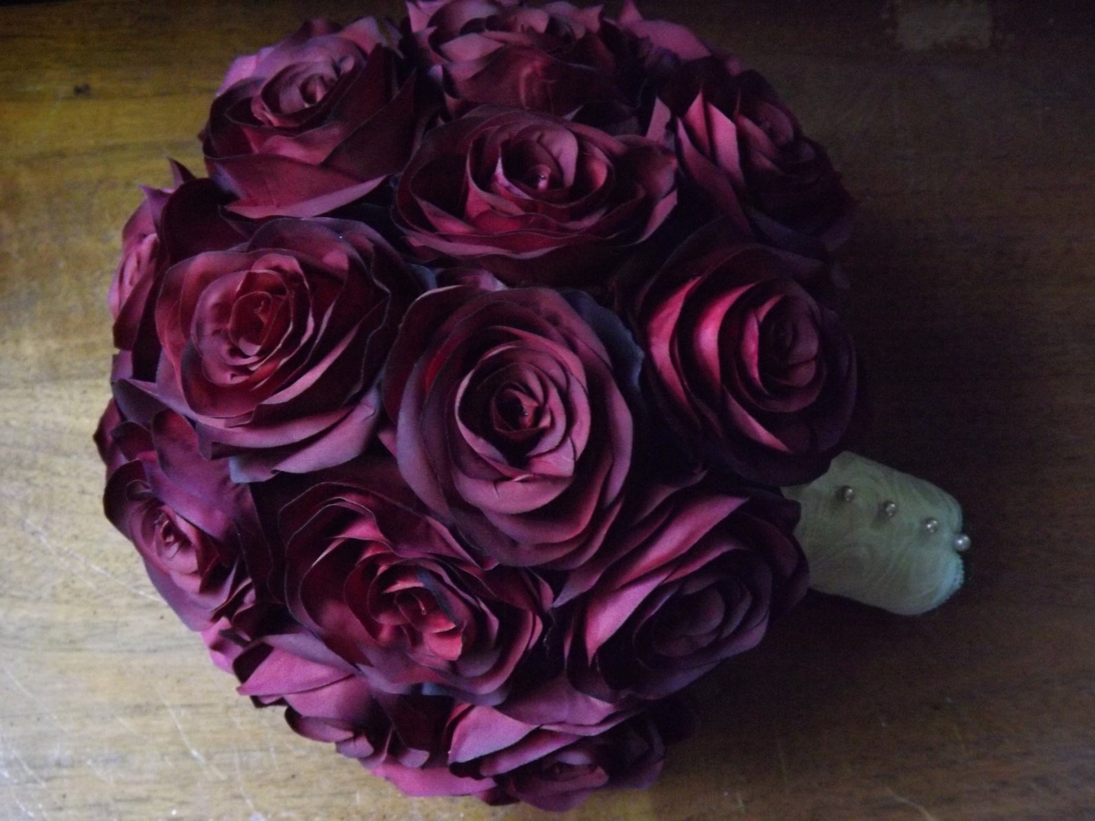 Simple and elegant black magic open rose bridal bouquet | Etsy