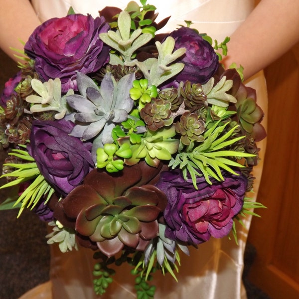 Succulents with purple eggplant ranunculus, burlap and lace, echeveria, sedum, cactus, jade, donkey tail, string of pearls, bouquet, bout