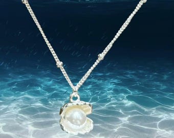Sea Blue Shell Necklace / White Starfish / Pearl Necklace Shell