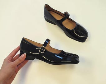 Tabi Leather Flats Handmade Shoes Women's Mary Janes Split Vintage Tabi Shoes Toe Tabi Footwear Ballerina Flats Black Patent