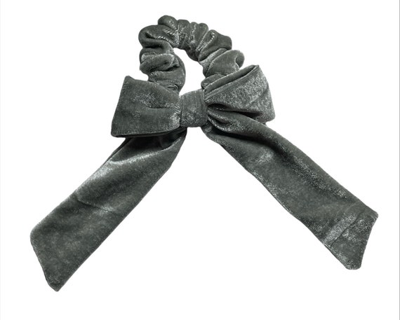 leilei1202 Grey Velvet Bow Scrunchie, Bow Scrunchies, Velvet Hair Bows, Gray Hair Bow, Girls Scrunchies, Girls Velvet Bow, Fall Hair Scrunchie