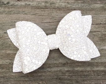 White Glitter Bow, Girls White Glitter Bow, Toddler Hair Bow, Sparkly White Bow, White Glitter Barrette, Glitter Bows, White Glitter Clip