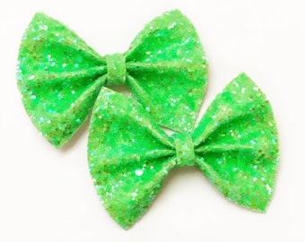 Neon Green Pigtail Bows, Neon Green Glitter Bow, Piggie Bows, Girls Pigtail Bows, Bright Green Bow, Neon Hair Bows, Neon Glitter Bows