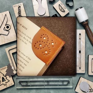 Marcapáginas de cuero hecho a mano / Troquel de acero para manualidades y perforación / Regalo perfecto para amantes de los libros