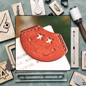 Aangepaste Smiley Gezicht Boekenlegger Snijvormen – Precisie Lederen Ambacht Ponsgereedschap | Duurzaam Stalen Mes Snijset voor DIY