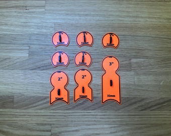 3D-gedrucktes Miniatur-Bewegungswerkzeug für Tabletop-Spiele | Messen von Entfernungen, Reichweiten und Geländenavigation (32 mm)