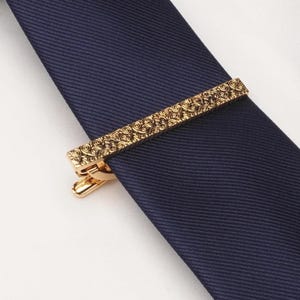 Retro Brass Tie Clip: Bronze Pattern, Stainless Steel Bar