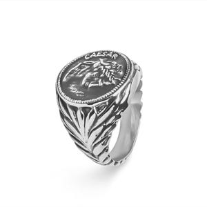 Anillo con sello César vintage: moneda romana, plata de ley, chapado en oro