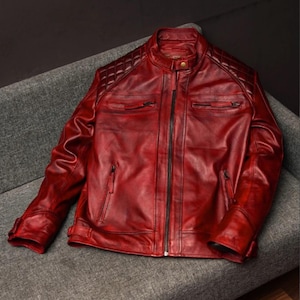Handmade Men&#39;s Vintage Style Burgundy Red Leather Jacket, Men Motorcycle Biker Style Diamond Quilted Leather Jacket, Warm Red Party Jacket