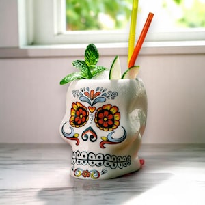 Skull Tiki Mug Ceramic Cocktail Glass | Aixiangru Hawaii Bar Flask | Creative Whiskey Wine Cup | Gothic Barware Gift for Him