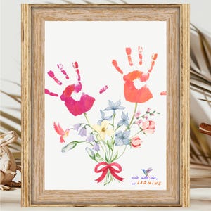 Mother&#39;s Day Handprint Flower Bouquet Gift (Digital Download)