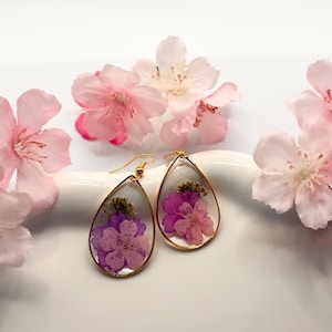 Pendientes de flores en forma de lágrima con papel de semillas plantables incluidos: pendientes hechos a mano, pendientes de resina, pendientes de flores reales, regalo de pendientes