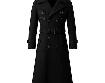 Handgjord svart ulltrenchcoat — Lång dubbelknäppt överrock med bälte- och spänndetaljer, gotisk steampunk-stil
