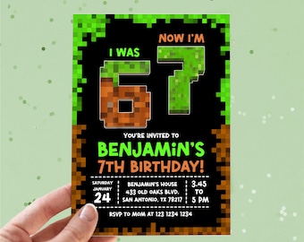 Invitación de cumpleaños con meme de Six Seven, invitación para el séptimo cumpleaños de un niño, invitación para el cumpleaños de I Was Now I'm 67, fiesta de cumpleaños de videojuegos, invitación de Pixel Block