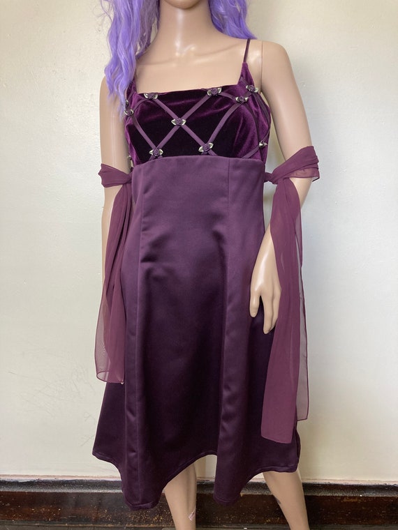 Purple Velvet and Satin Vintage 90s Square Neck Em