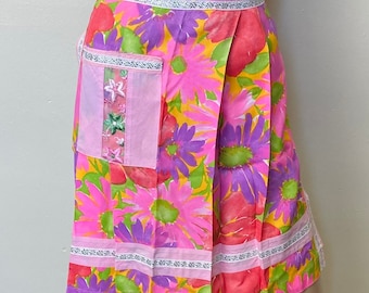 Psychedelic Floral Vintage 60s Metallic Silver Half Apron