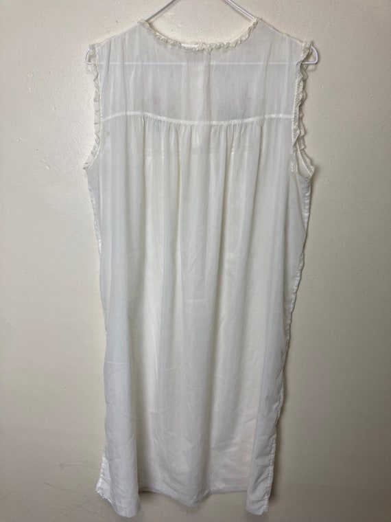 Barbizon Vintage 50s Sheer White Embroidered Baby… - image 8